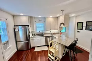 22 Longfellow Rd, Worcester, MA 01602 - Photo 2