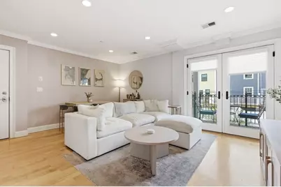 881 E 2nd St #10, Boston, MA 02127 - Photo 1