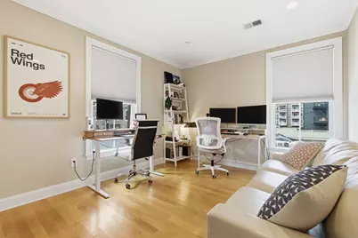 881 E 2nd St #10, Boston, MA 02127 - Photo 12