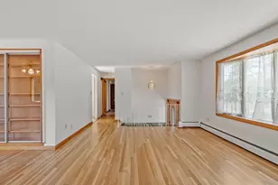 6 Wright St, Peabody, MA 01960 - Photo 8