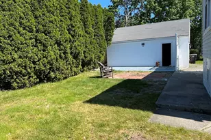 5 Almy St, Dartmouth, MA 02748 - Photo 28