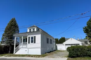 5 Almy St, Dartmouth, MA 02748 - Photo 2