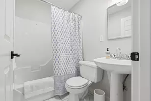 88 Bartlett St, Boston, MA 02129 - Photo 16