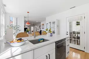 88 Bartlett St, Boston, MA 02129 - Photo 4