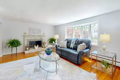 29 Buckingham Rd, Milton, MA 02186 - Photo 4