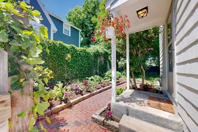 29 Buckingham Rd, Milton, MA 02186 - Photo 18