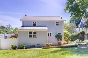 29 Buckingham Rd, Milton, MA 02186 - Photo 20