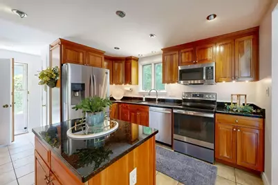 29 Buckingham Rd, Milton, MA 02186 - Photo 8