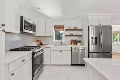 63 Massasoit Ln, Hanover, MA 02339 - Photo 8