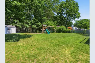 20 Franklin St, Billerica, MA 01862 - Photo 40