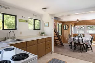 33 Kingwood St, Wareham, MA 02571 - Photo 10
