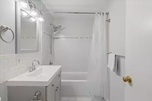 165R Chestnut St, Foxboro, MA 02035 - Photo 10