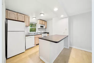 722 Highland Ave, Malden, MA 02148 - Photo 6