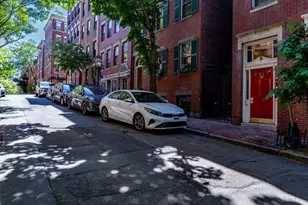 68 Phillips St, Boston, MA 02114 - Photo 1
