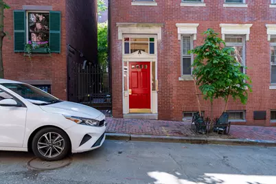 68 Phillips St #6, Boston, MA 02114 - Photo 16