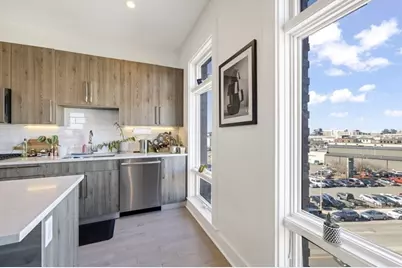 232 Old Colony Ave #401, Boston, MA 02127 - Photo 2