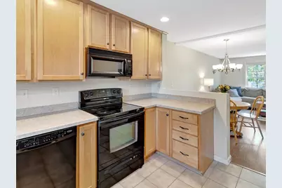 13 Shawmut Ave #13, Mansfield, MA 02048 - Photo 12