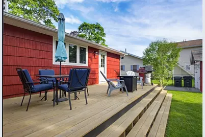 7 West St, Oxford, MA 01540 - Photo 6