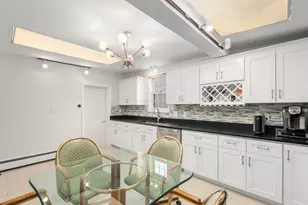 27 Windom St, Boston, MA 02134 - Photo 12