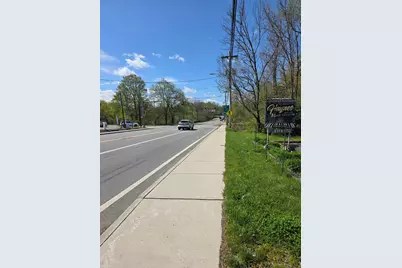 625 Bedford St, East Bridgewater, MA 02333 - Photo 12