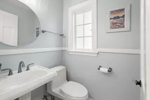 28 York Rd, Newton, MA 02468 - Photo 8