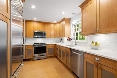 28 York Rd, Newton, MA 02468 - Photo 4