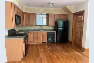 18 Titcomb St, Newburyport, MA 01950 - Photo 4