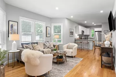 163 Elm St #1, Amesbury, MA 01913 - Photo 4