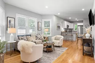 163 Elm St, Amesbury, MA 01913 - Photo 4