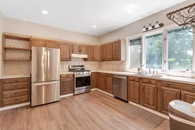 38 Fifth Street, Medford, MA 02155 - Photo 8