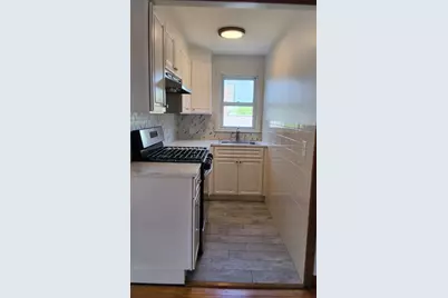 570 William St #2, Fall River, MA 02721 - Photo 6