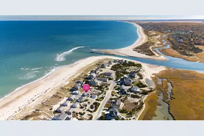 203 N Shore Blvd #H, Sandwich, MA 02537 - Photo 1