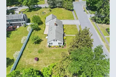 7 Eastway, Reading, MA 01867 - Photo 24