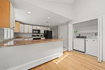 7 Eastway, Reading, MA 01867 - Photo 6