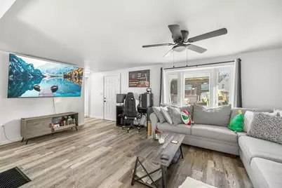 28 Armory Ln, Southbridge, MA 01550 - Photo 10