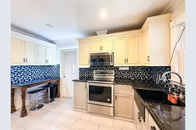 42 Winthrop St, Framingham, MA 01702 - Photo 6