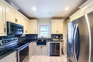 42 Winthrop St, Framingham, MA 01702 - Photo 4