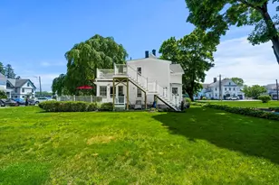 376 Main St, Amesbury, MA 01913 - Photo 8