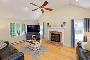 101 Hunter Rd, Uxbridge, MA 01569 - Photo 16