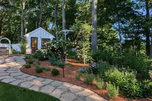 101 Hunter Rd, Uxbridge, MA 01569 - Photo 10