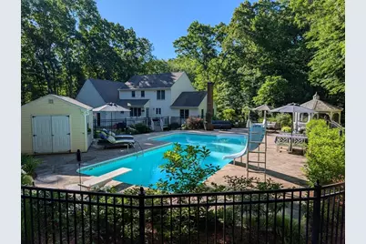101 Hunter Rd, Uxbridge, MA 01569 - Photo 4