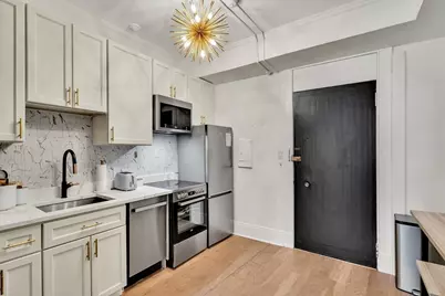 21 Beacon St #8G, Boston, MA 02108 - Photo 12