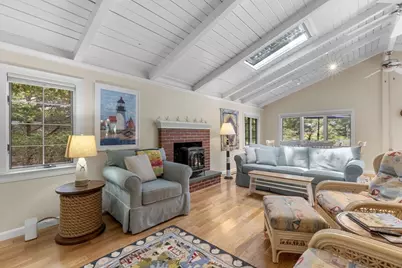 133 Edgewater Dr W, Falmouth, MA 02536 - Photo 14