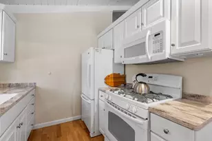 133 Edgewater Dr W, Falmouth, MA 02536 - Photo 22