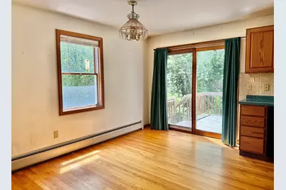 68 Hastings St, Greenfield, MA 01301 - Photo 6
