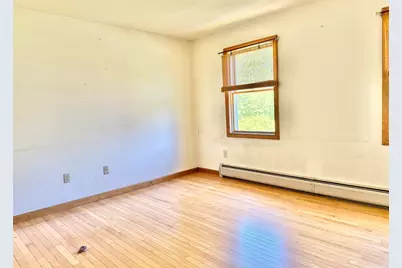 68 Hastings St, Greenfield, MA 01301 - Photo 14