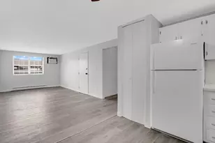 1304 Elm St, West Springfield, MA 01089 - Photo 8