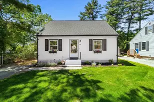 88 Hathaway St, Wareham, MA 02571 - Photo 2