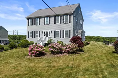 67 Franklin St, Halifax, MA 02338 - Photo 1