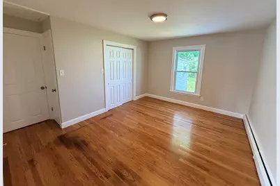 103 Brook St, Clinton, MA 01510 - Photo 16
